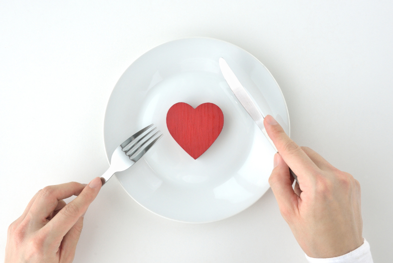 Reducing Saturated Fats: Simple Swaps for Everyday Meals & Heart Health